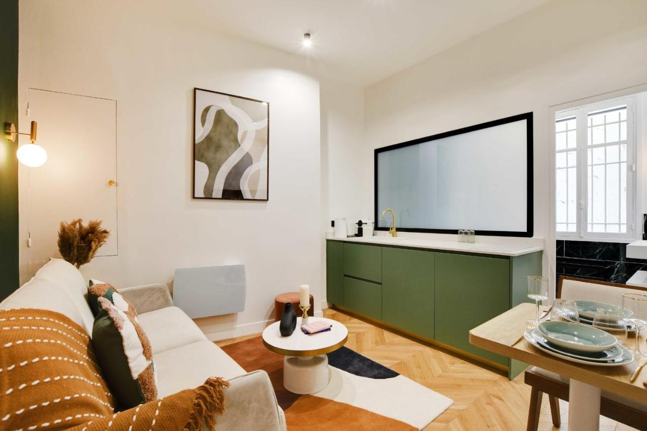 Chic - 1br-4p - Facing The Louvre Parigi